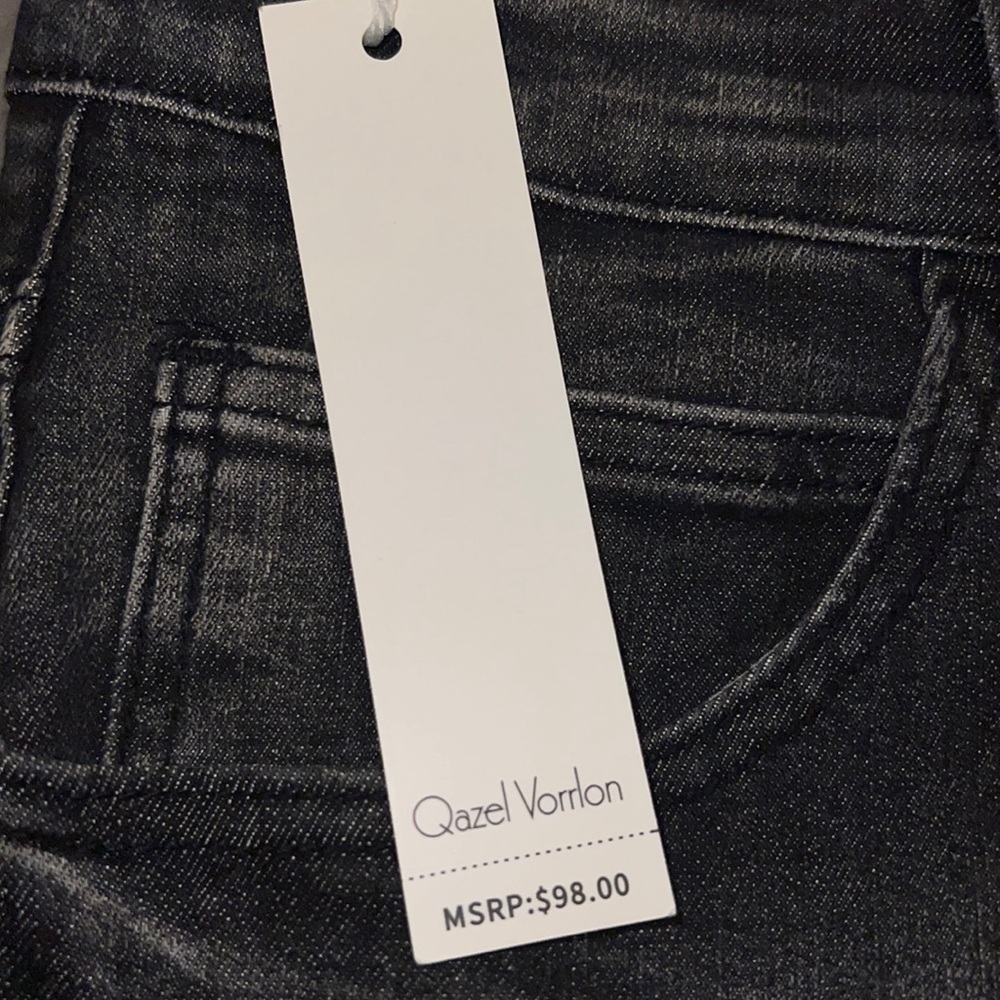 Jeans - Picture 2 of 3